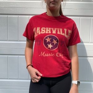 Red vintage nashville music city tee